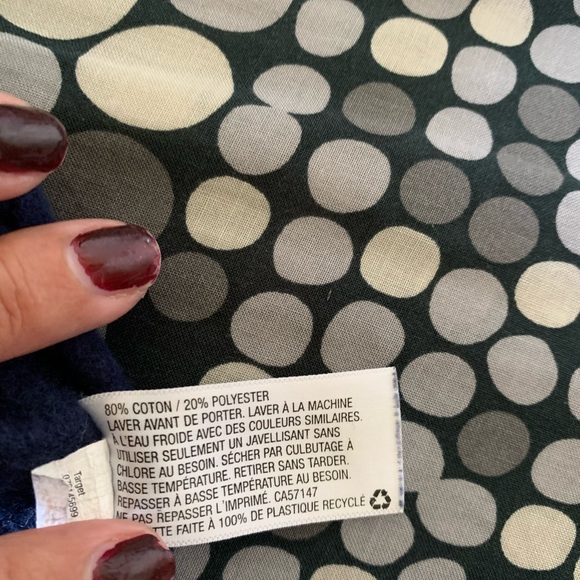 Boys skull 8/10 Sweatshirt used in good condition - Picture 4 of 4